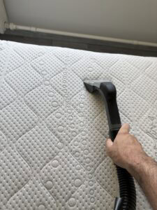 Alapos nagytakarítás matracon Győrben, professzionális mélytisztítás.